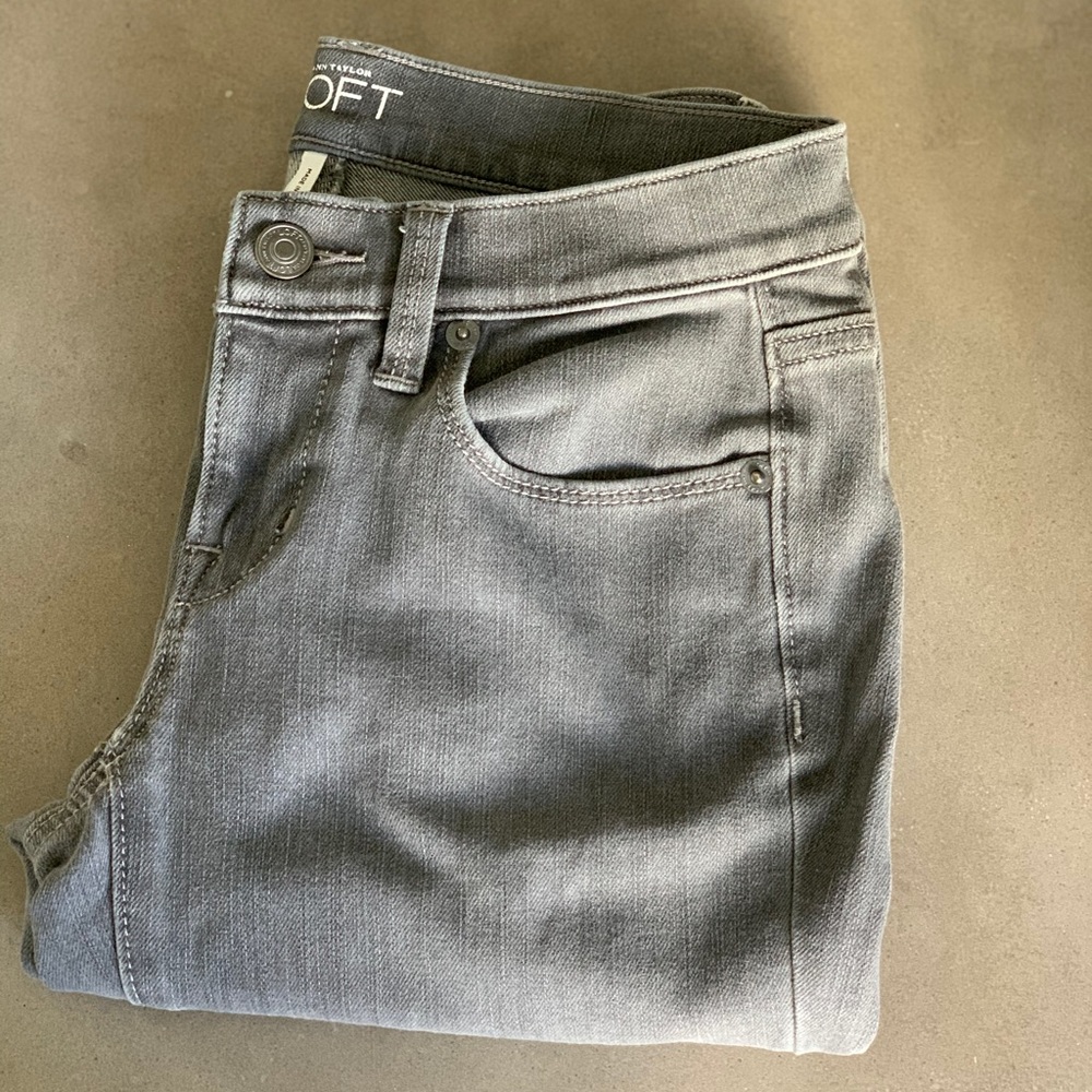 SOLD LOFT Modern Skinny Jeans Sz 24/00P